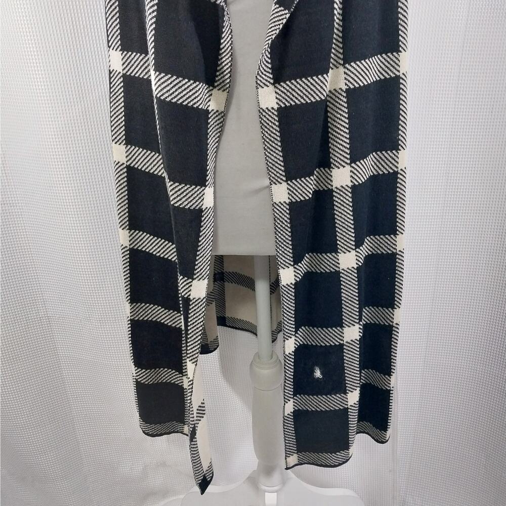 NWT! BELLDINI! BLACK & CREAM PLAID DUSTER LENGTH CARDIGAN SWEATER VEST! SZ M - Picture 4 of 12